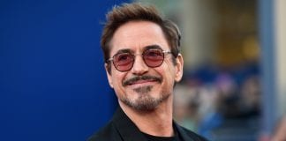 “Залізна людина” вкладається в ферму хробаків, з яких будуть виробляти корми для худоби та риби