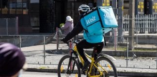 Технологічний стартап з доставки їжі залучив півмільярда доларів інвестицій