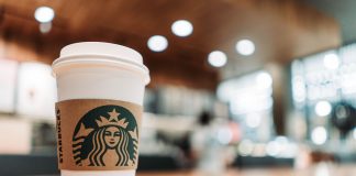 Три тисячі видів алкоголю та кава Stаrbucks. Дніпровський супермаркет зняв питання, що випити