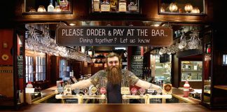 Будьмо! «Ідеальному кандидату» заплатять $40 тис. за відвідування пабів