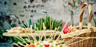 Моцарела з кокосу — британські розробники створили новий вид веганського сиру