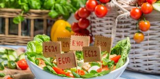 Біотехнологи з Массачусетсу створили дешевий консервант із сполуки, яка є у помідорах, часнику та вині