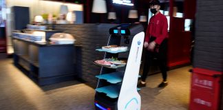 На роботів-офіціантів та кур’єрів — лідер роботехніки Keenon зібрав рекордні $200 млн