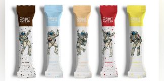 Італійський бренд спортивного харчування створив каву у стіках. Її можна пити відразу і будь-де