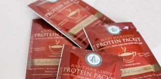 Американці випустили «протеїнову каву» у стіках — одна кава замінює яйце