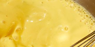 ЄС визнав безпечними рослинні яйця компанії, що першою у світі почала продавати культивоване м’ясо