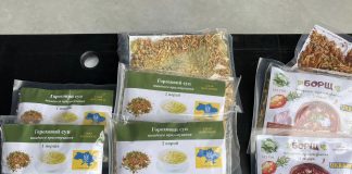 Львів’яни створили унікальний сухий борщ та богач. 24 тисячі порцій відправили військовим