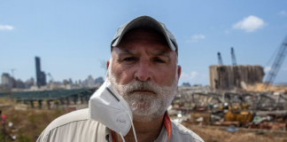 Шеф-кухар, який допомагає українцям, першим в США смажитиме лабораторну курятину