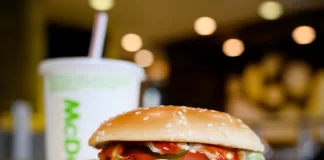 Компанії-гіганти стимулюють революцію рослинного м’яса: за три роки ринок подвоїться