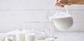 В Україні вперше випустили мікрофільтроване молоко. Смакує як парне