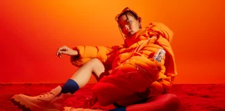 На Тижні моди в Парижі покажуть унікальну куртку, яка працює від пива