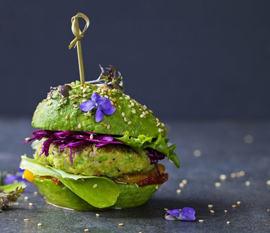 Страви майбутнього: їжа в таблетках, білок з комах, ГМЇ, друк страв на 3D-принтері, їстівне пакування та молекулярна кухня