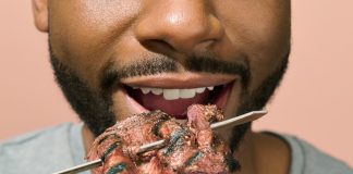 Винахідник лабораторного м’яса спрогнозував, чи зникне традиційне тваринництво через 20 років