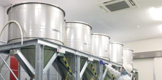 Mitsubishi вклала мільйони у японські «диво-чіпси» з пророщеної сої