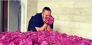 На Львівщині підприємці труть варення із троянд та акацієвого меду