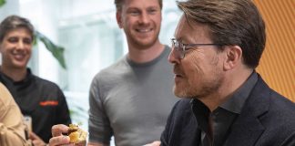 Сподобалось навіть принцу: в ЕС вперше дегустували м’ясо із клітин