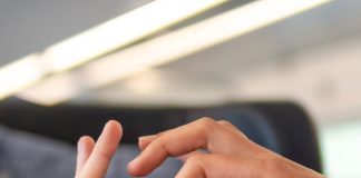 Вболівальників чемпіонату УЄФА з футболу безплатно годуватимуть шоколадом із вівса