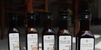 В Одесі виробляють живу олію з осадом, що посилює смак