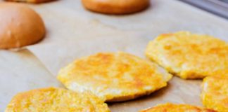 Український бренд ліпить пельмені з м’ясом із буряку та ламінарії