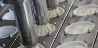 Продовольчий гігант з офісом в Україні переробляє яблучні вичавки на інгредієнт для сметани