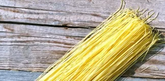 Вчені надрукували із борошна найтонші спагеті у світі. Вони загоюватимуть рани.