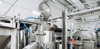 Suziria Group відкрила новий завод кормів для домашніх тварин у Калуші